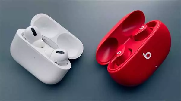 Беспроводные наушники Apple Beats