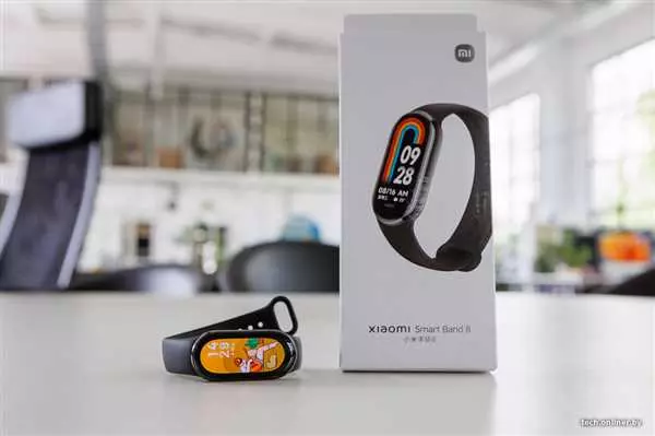 Обзор Mi Band 8