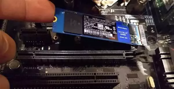 Почему ПК не видит SSD M2 в Windows 10